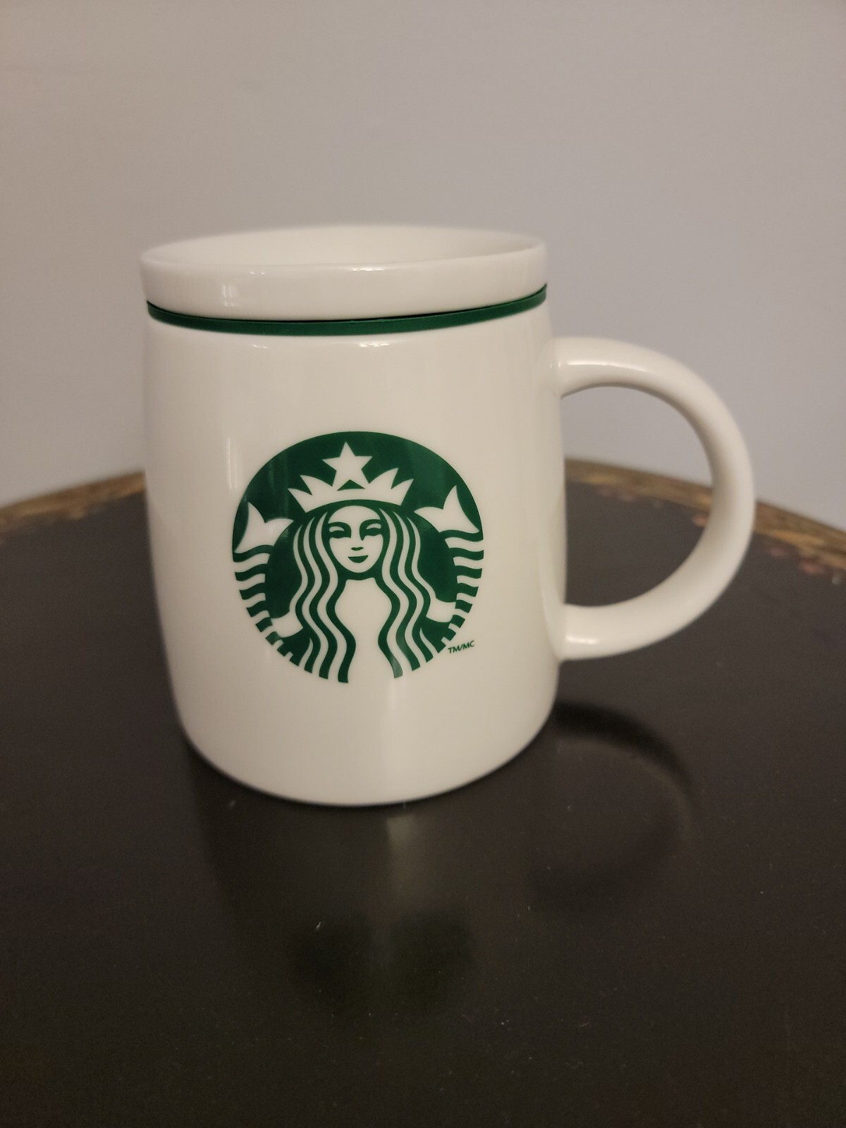 STARBUCKS 2011 White Ceramic Coffee Travel Mug Silicon Lid Tea 16 Oz