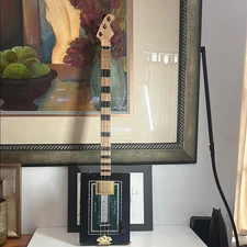 JAVA MINT BY ROCKY PATEL 3-string Electric Cigar Box Guitar