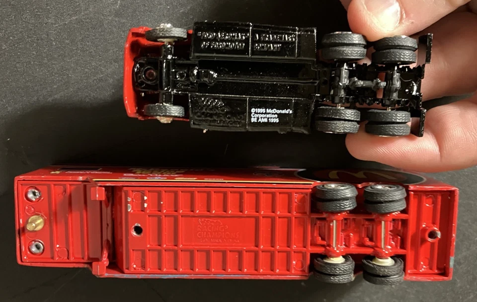 1:64 Racing Champions Premier Bill Elliott NASCAR Ford Hauler Truck & Trailer - Image 4 of 4