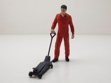 Figura Meccanico Sam Con Cric Arancione Per 1:18 Atlantic