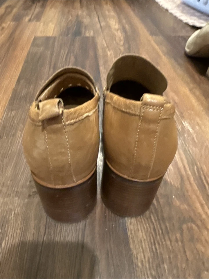 Kelsi Dagger Brooklyn Involve Tan Leather Loafers Heels Sz 11 - Image 2 of 4