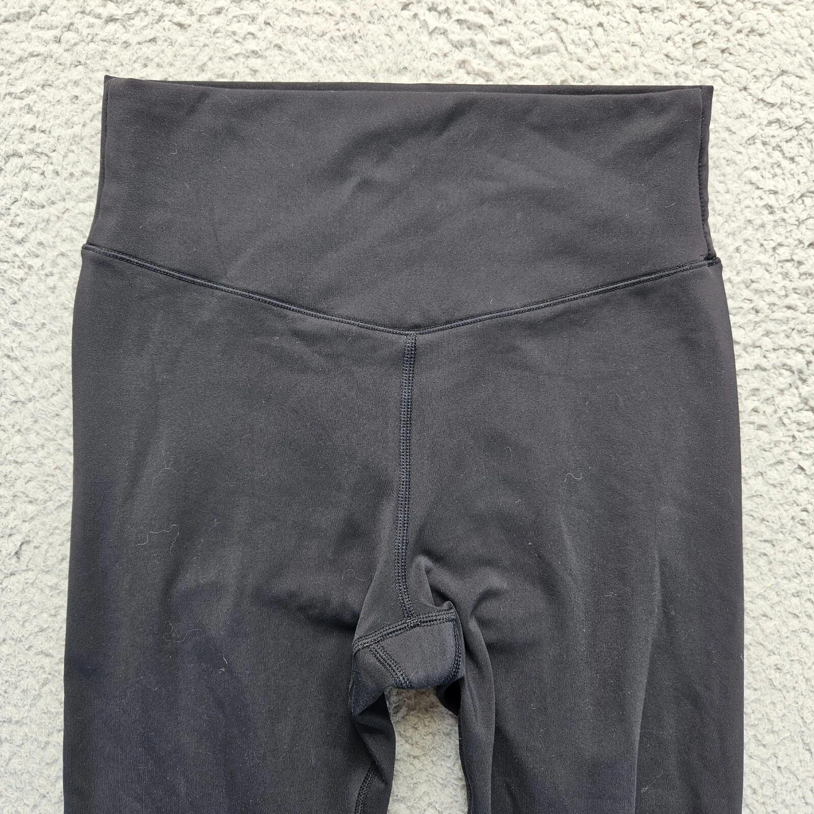 vuori chilled out mid rise workout gym leggings