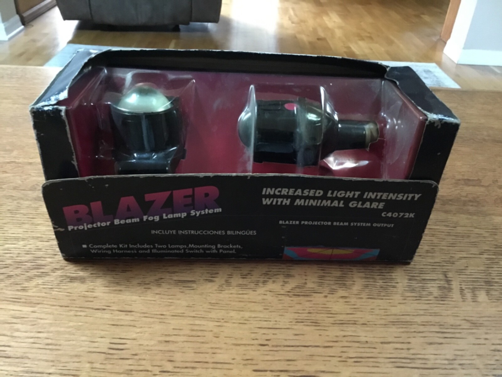 BLAZER INTERNATIONAL Projector Beam Fog Lamp System Light Kit NOS 37.5 Watt Bulb-image