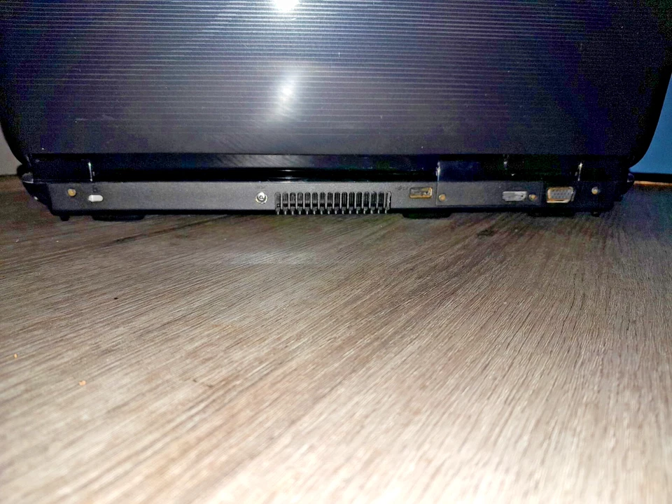 pc portable asus X61V 16", Intel T6500, 4Go; SSD 512Go / batterie neufs. - Photo 4/4