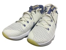 Nike Men Lebron Witness V Basketball Sneakers White/Bronze CQ9380-102 Size 10