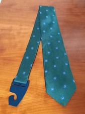 Brooks Brothers Green With Blue  White Flower Tie 100 Silk Men's Necktie 58''