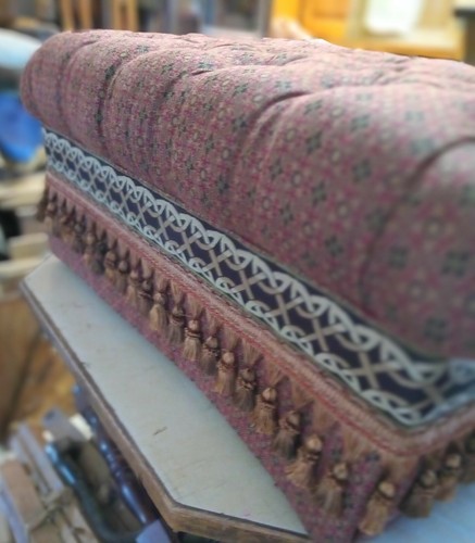 Decorator Print Footstool / Ottoman (FS-112) - Picture 4 of 7