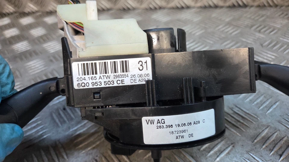 2006 VW POLO SE MK4 (9N3) 5DR HATCHBACK 1.4 WIPER & INDICATOR STALKS 6Q0953503CE - Image 3 of 3