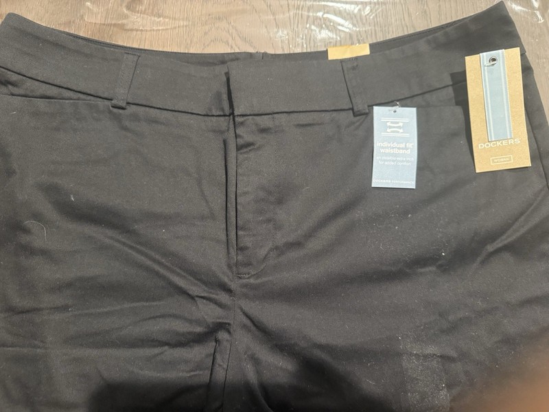 NEW DOCKERS  Metro Trouser women’s Size 16 Short Black Cotton Poly