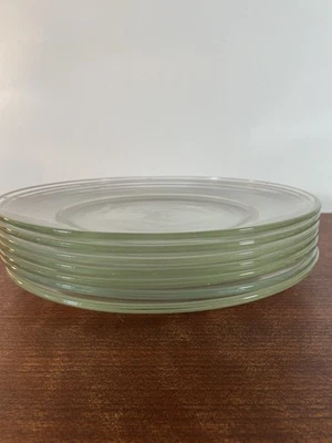 Set of 7 JAJ J.J. Pyrex Retro Glass Plates 25cm Clear - Image 1 of 4