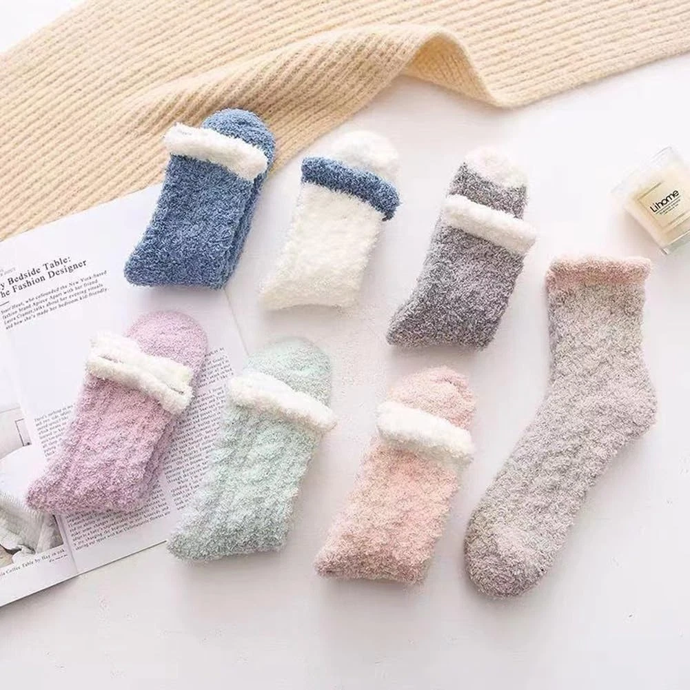 5 pares de calcetines de peluche para mujer: polar de coral, cálido, antideslizante【colores al azar】