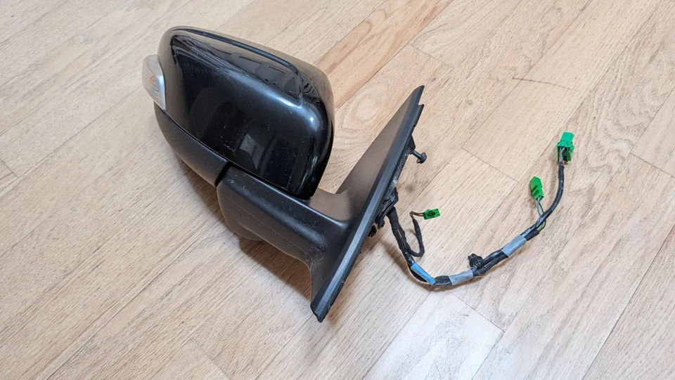 2010-2013 Volvo XC60 Right Side Mirror Electric Folding BLIS Black - Image 2 of 4