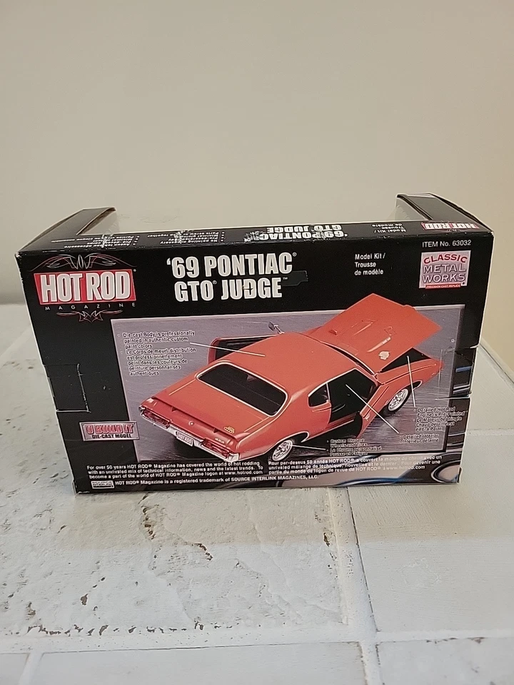 CLASSIC METAL WORKS 1969 PONTIAC GTO ASSEMBLY KIT 1/26 "THE JUDGE" - Image 2 of 4