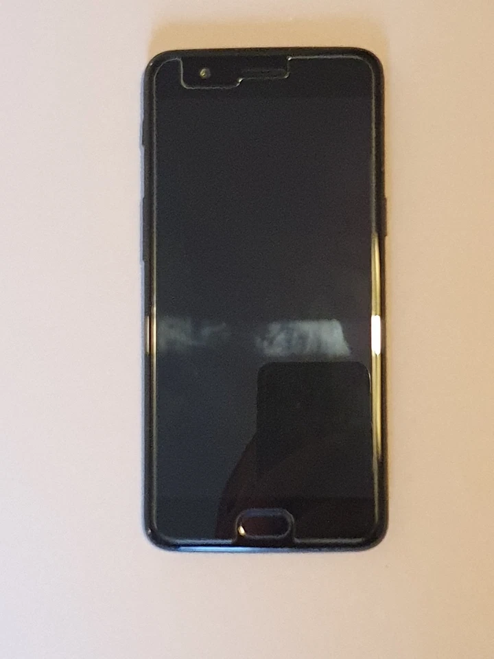 OnePlus 5 · 128GB, photo 2 of 5