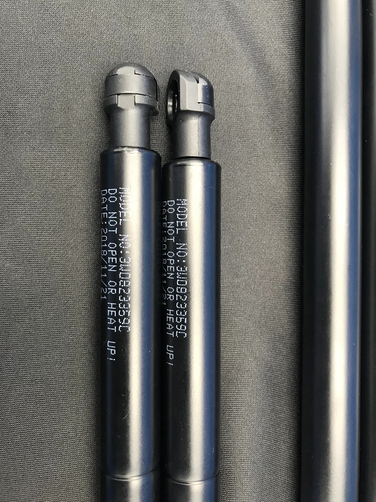 Bentley Continental GT GTC Flying Spur hood shocks lift support Set of 4