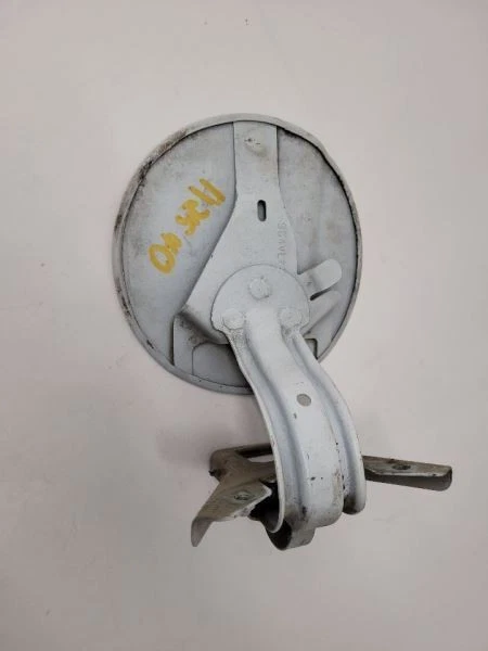 Дверца топливного бака 2013-2017 GMC ACADIA белая 25832310 13-17    - Изображение 4 из 4