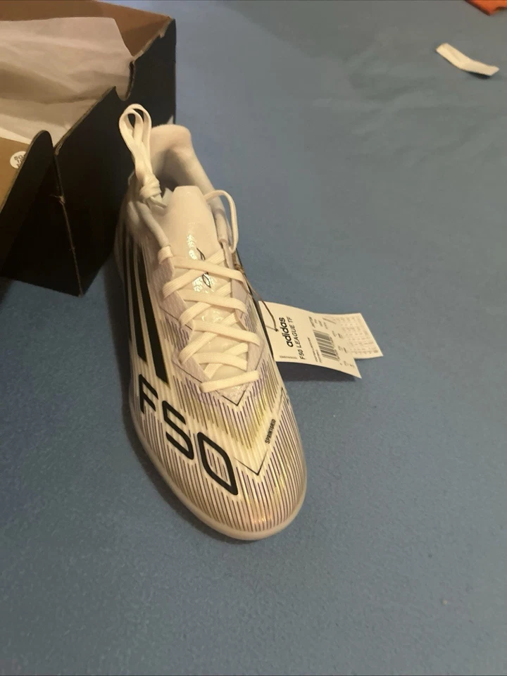Botines de fútbol Adidas para hombre F50 League TF césped talla 8 blanco negro Foto 3 de 4