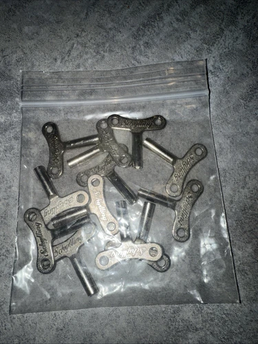 2 Vintage Schylling Winding Key for Tin Wind-Up Toy Racers, Cars Etc. ONLY2…,