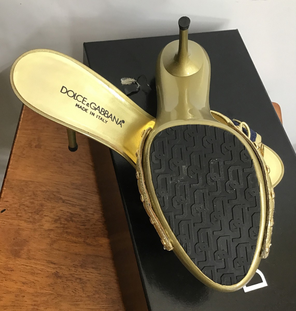 【送料&関税込】Dolce & Gabbana Velvet Mules Velvet mules in Black for Women | Dolce&Gabbana®