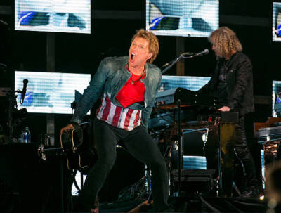 Jon Bon Jovi and David Bryan of the rock band Bon Jovi at their Be- Old Photo 1