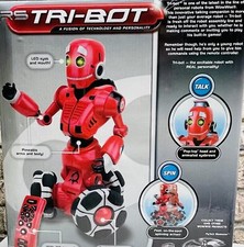 WowWee Robot 17 Robotics RS Tri-Bot 8042 Talking-2007 FACTORY ORIGINAL BOX ONLY