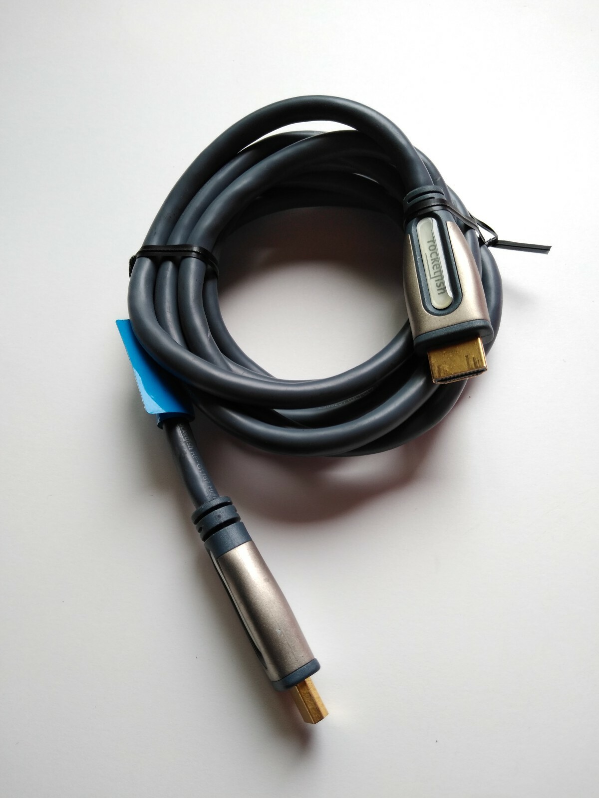 Rocketfish 6ft HDMI Cable for TV Stream Boxes Blue Ray Desktop HDMI Male to Male