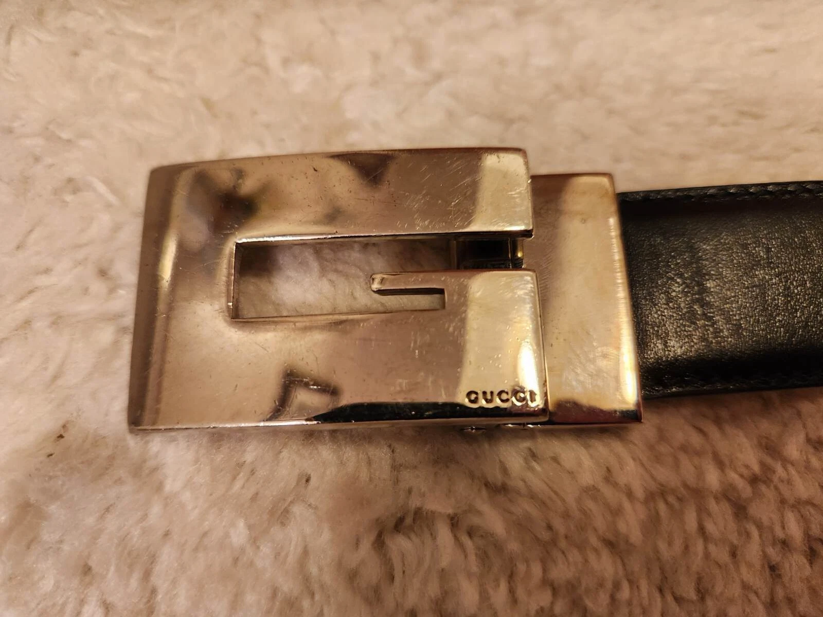 Cuir noir femme GUCCI. Ceinture chromée à boucle G 39,5