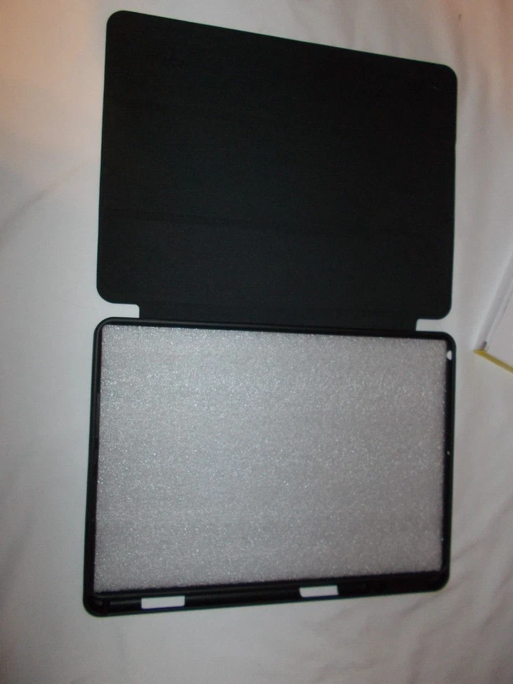 JETech 0470CSGOLDMINIBK Folding Folio Case - Black - Image 4 of 4