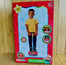 COCOMELON Pogo Hopper Squeaks Hopping Fun Colors AGES 3 
