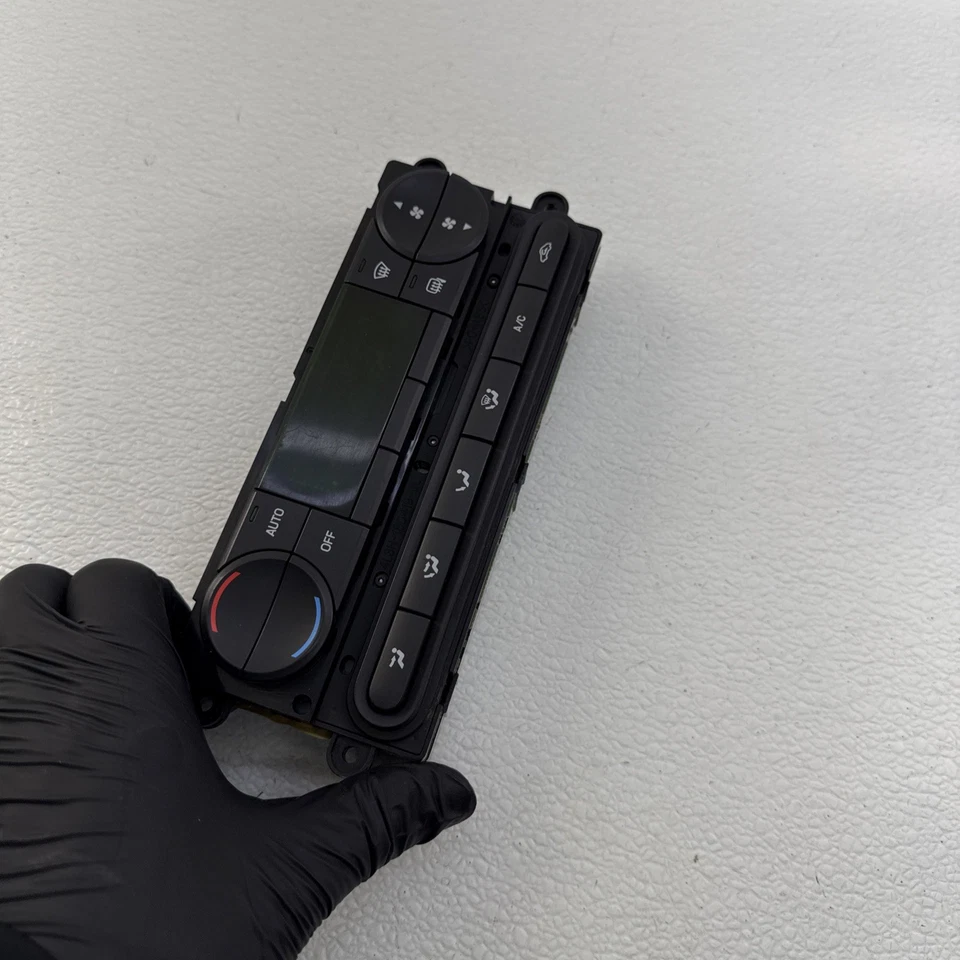 04-08 Ford F-150 Heater A/C Temperature Climate Control Unit OEM 4L3H-18D422-AG - Image 2 of 4