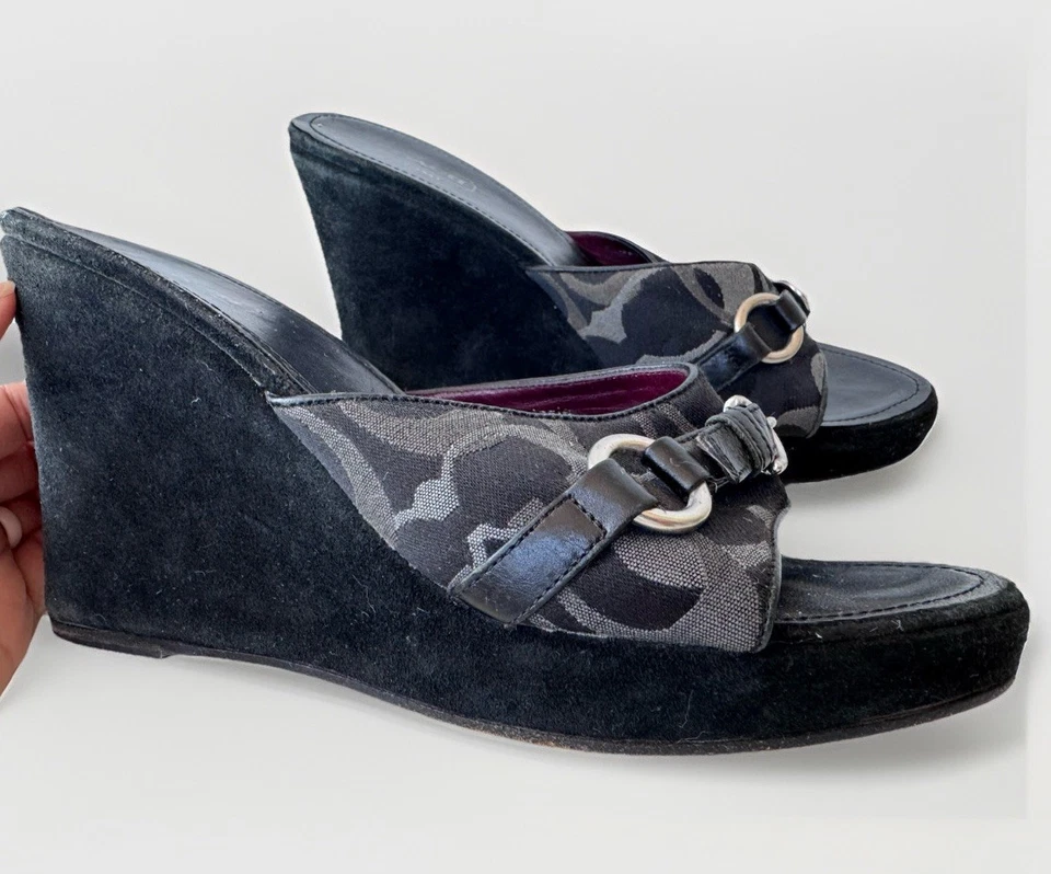 Vintage 90s Y2K COACH Chrissie Velour Wedge Platform Heels Sandals Monogram 9 - Image 2 of 4