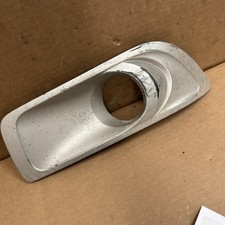 2010 2011 2012 Subaru Outback Wagon Left Front Bumper Cover Trim Fog Light 0035 2010 2011 2012 Subaru Outback Wagon Left Front Bumper Cover Trim Fog Light 0035