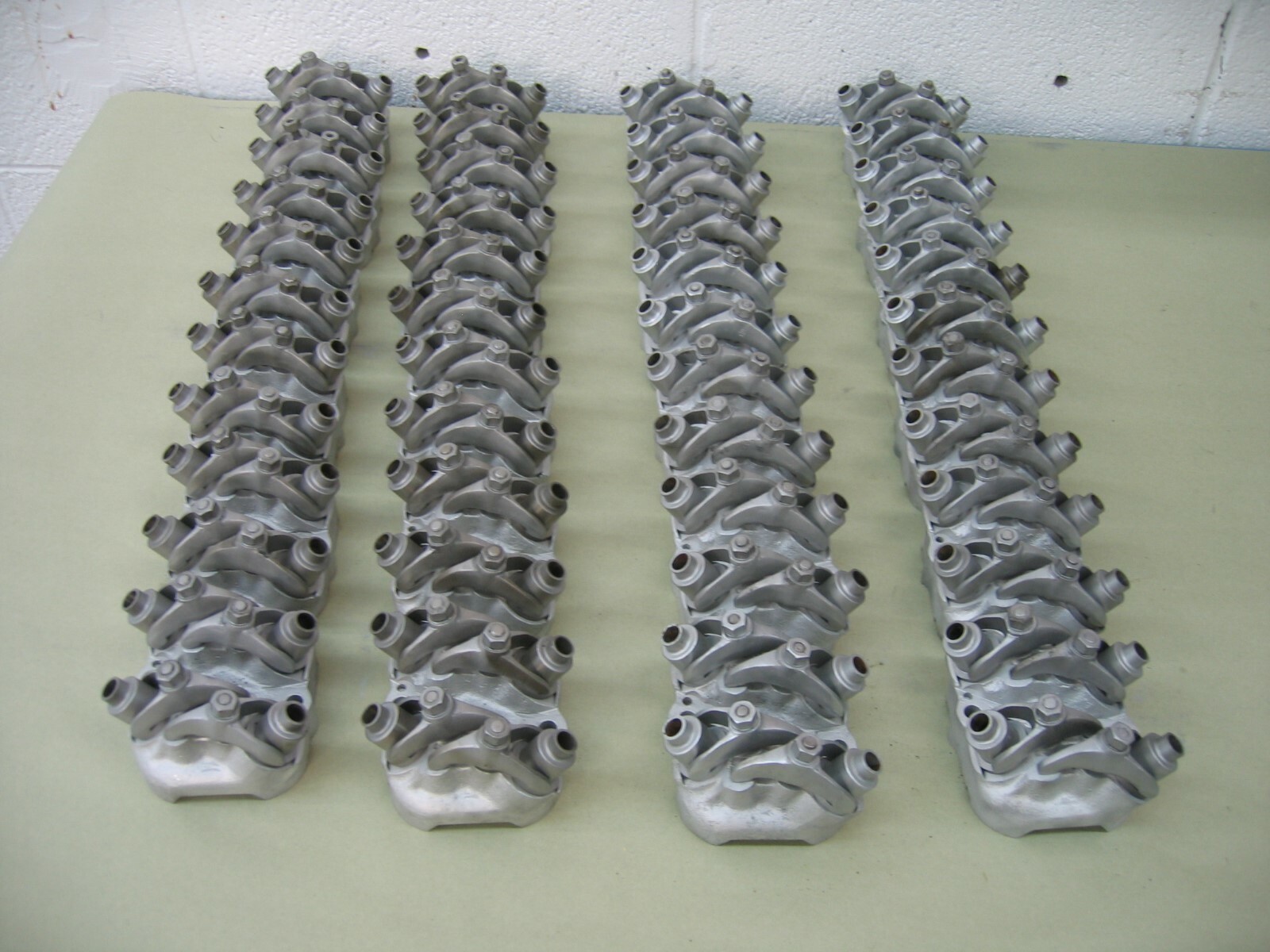 Rolls-Royce Phantom III cam followers blocks set of 6 (1936 - 1938) V-12 engine