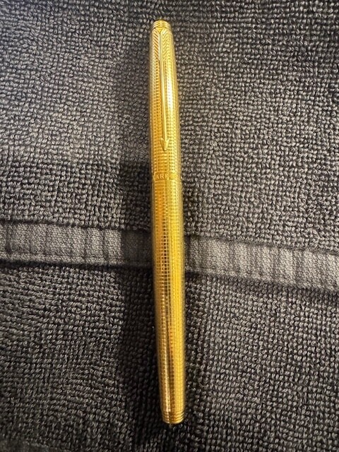 VINTAGE - PARKER 75 INSIGNIA 14K GF / CROSS HATCH FOUNTAIN PEN /FLAT ENDS