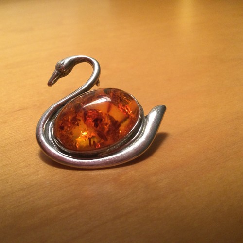 VINTAGE AMBER BALTIC HONEY STERLING SILVER SWAN BROOCH PIN PENDANT - Picture 2 of 14