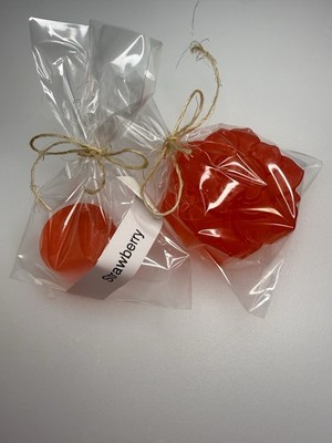Handmade Strawberry Soap Set - Premium Artisanal Soap Gift Pack)