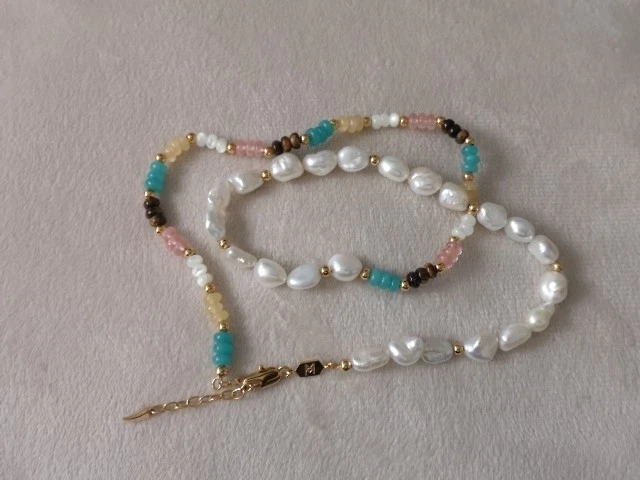 COLLAR Good Vibes Multi Cuentas Missoma Foto 4 de 4