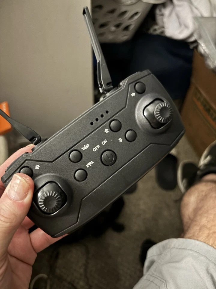 E88 Pro Drone No Camera, Folding, 2.4GHz - Image 3 of 4