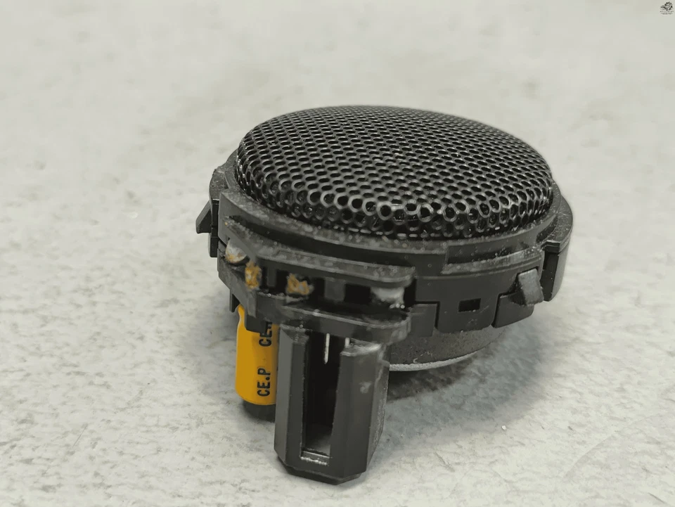 ALTAVOZ DE SONIDO TWEETER PUERTA DELANTERA DERECHA O IZQUIERDA 2016-2021 OEM 1 PIEZA HONDA CIVIC Foto 3 de 4