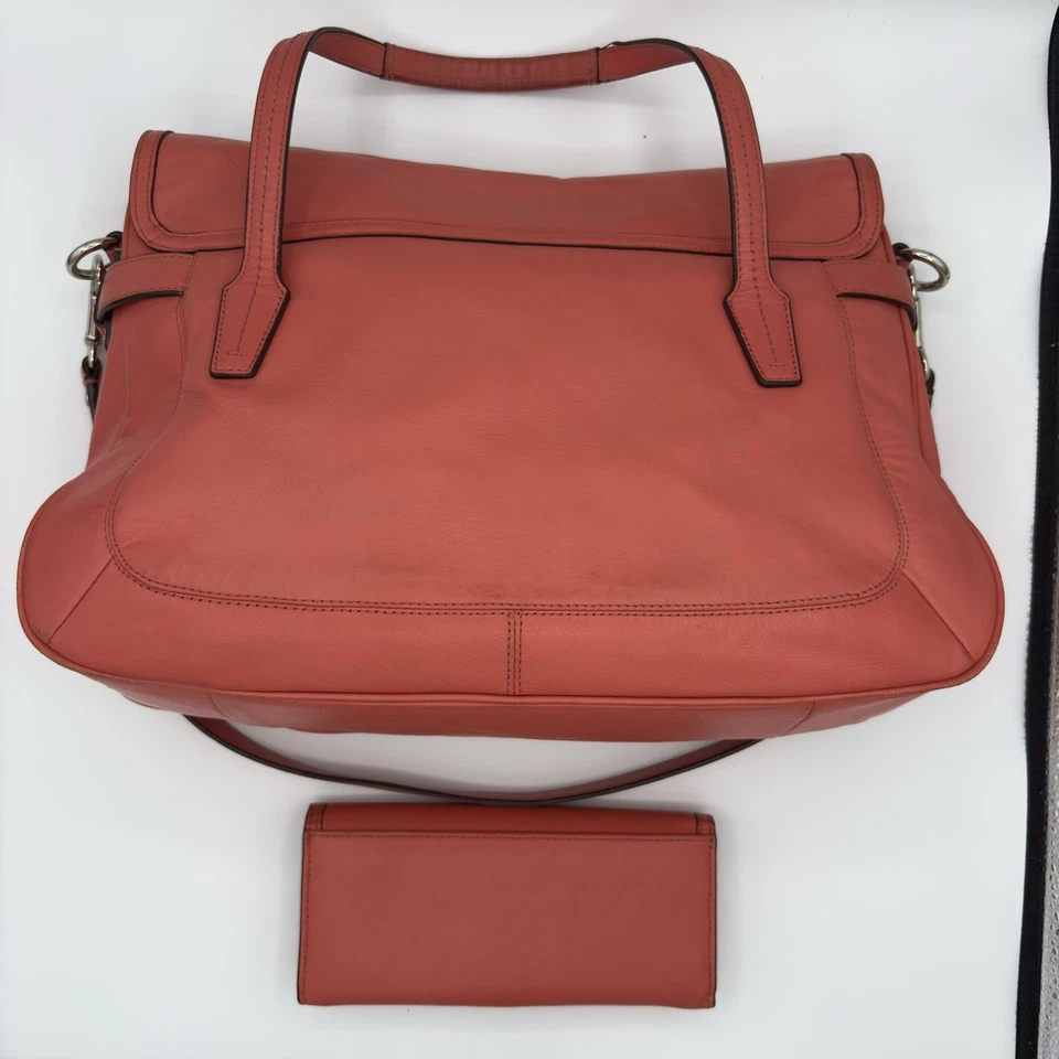COACH F26781 Taylor Marin Bandolera con Solapa Bolso y Cartera Conjunto Rosa Coral Foto 3 de 4