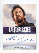 2012 Rittenhouse Falling Skies Season 1 Trading Cards 3