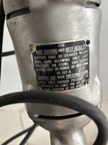 Amoladora de asiento de válvula BLACK & DECKER No.331 Vibro Centric ¡Conductor de alta resistencia con estuche! - Imagen 10 de 20