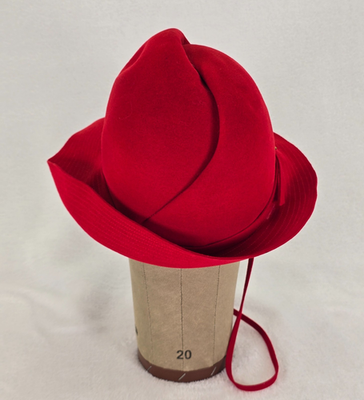 Vtg MR. JOHN Paris New York Classic Womens Red Fawn Finish  display picture 1