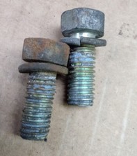 89-98 Nissan 240sx Ka24 thermostat fitting plate bolts ka24de ka24e