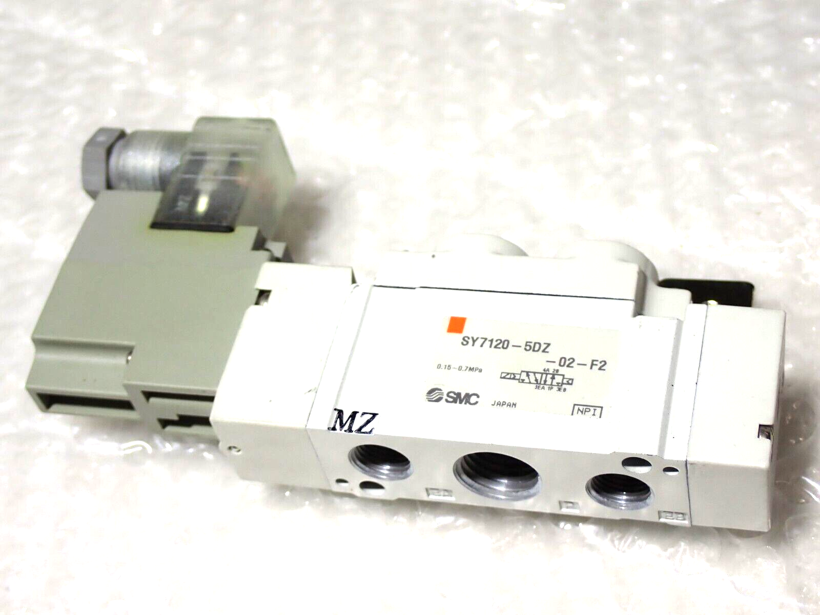 SY7120-5DZ SMC SOLENOID VALVE NEW