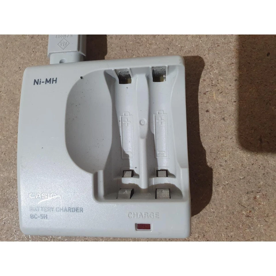 Casio BC-5H Ni-MH Battery Charger Grey 1.2-Volts 550mA for QV-R40 Digital Camera - Image 4 of 4