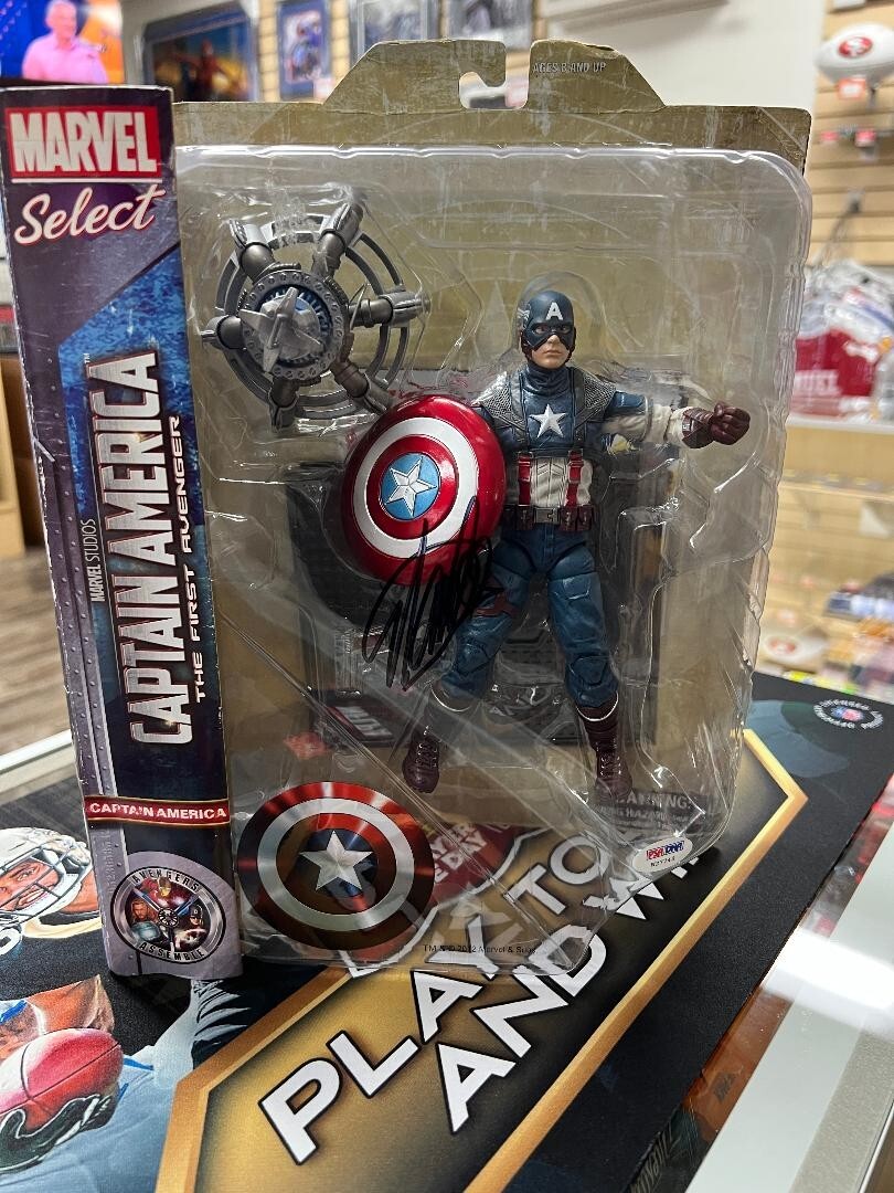 PSA/DNA Authentic Stan Lee Autograph Marvel Captain America Action Figure