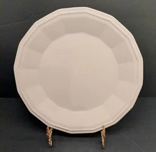 Vintage Homer Laughlin Colonial White 10" Dinner Plate Discontinued 1975