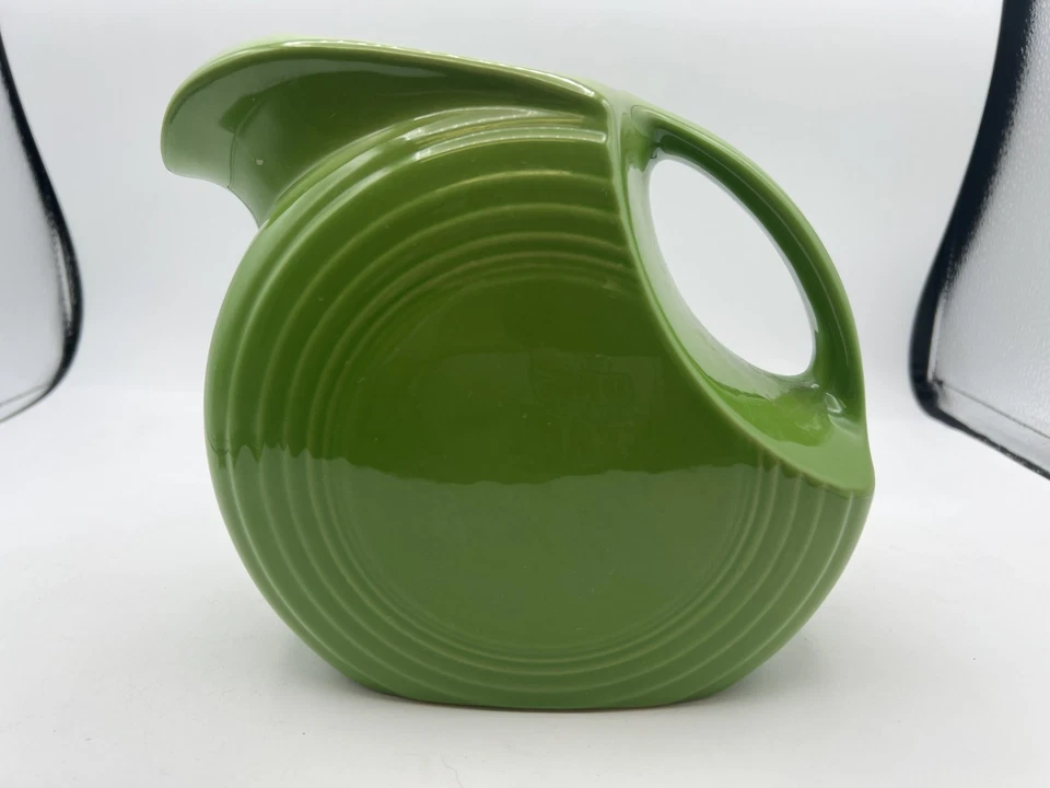 Vintage Fiestaware Disk Large Pitcher Shamrock Green Stoneware - Image 2 of 4