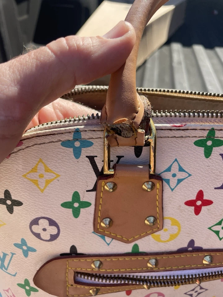 Louis Vuitton Alma Satchel/Top Handle Bag Medium White Canvas - Image 4 of 4